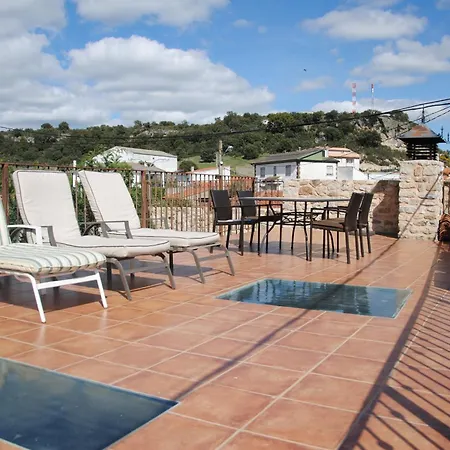 Country house Rural Montesa *