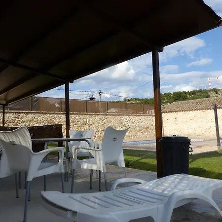 Rural Montesa Country house San Pelayo de Guarena