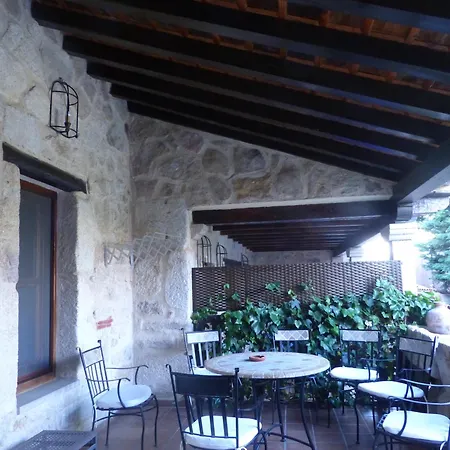 Country house Rural Montesa San Pelayo de Guarena