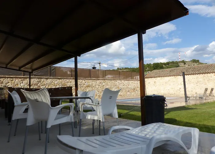 Rural Montesa カントリーハウス San Pelayo de Guareña