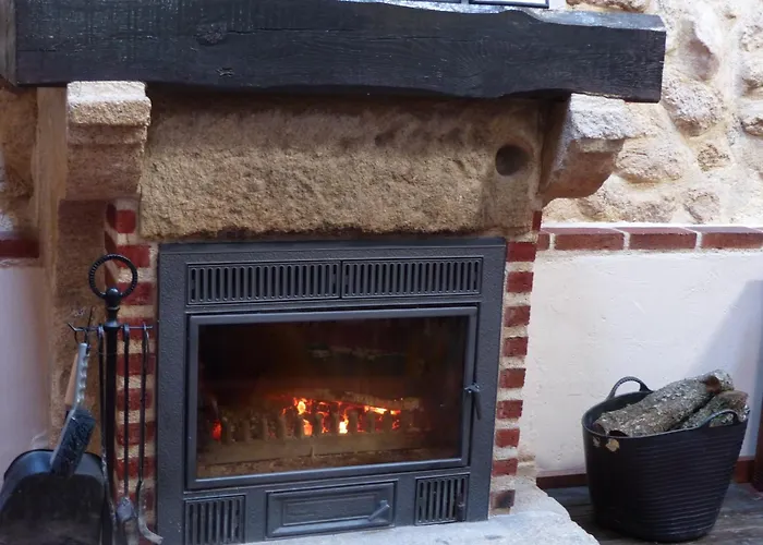 Rural Montesa San Pelayo de Guareña